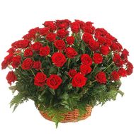 Basket of flowers from 75 red roses