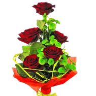 Bouquet of flowers from 5 roses and 4 chrysanthemums