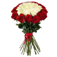 Bouquet of 11 red roses