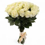 Bouquet of 19 white roses