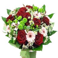 Bouquet of flowers of 11 roses, 7 gerberas, 4 alstroemerias and 3 chrysanthemums