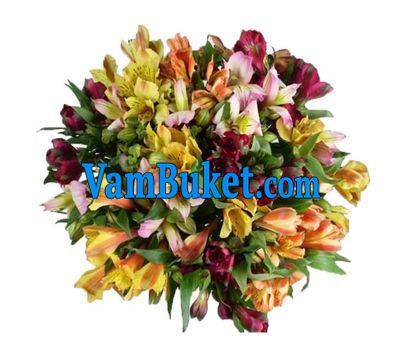 Bouquet of 29 multicolored alstromeries