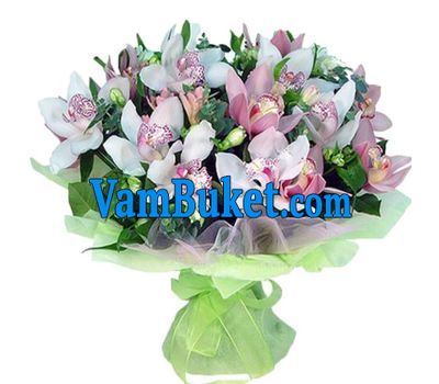 Bouquet of flowers from 19 flowers of white and pink orchids