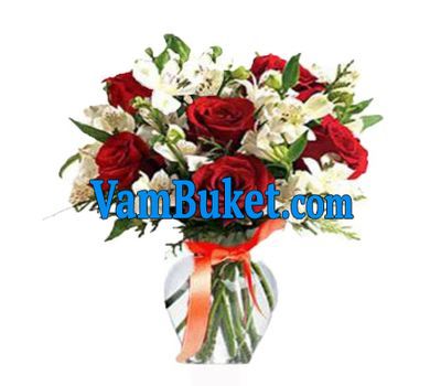 Bouquet of 7 roses and 8 alstroemerias