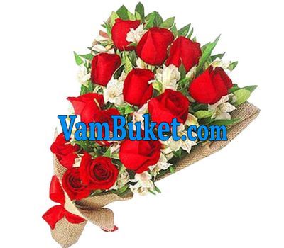 Bouquet of flowers from 13 roses and 8 alstroemerias