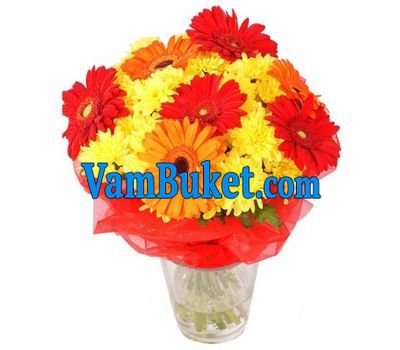 Bouquet of flowers of 3 roses, 3 gerberas and 3 chrysanthemums