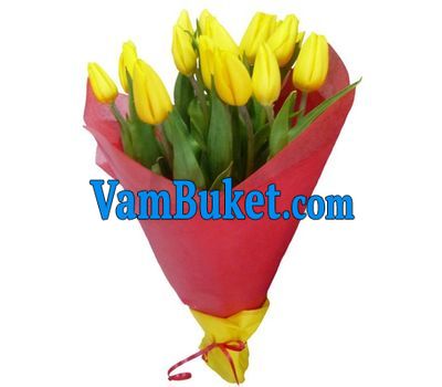Bouquet of flowers from 15 yellow tulips
